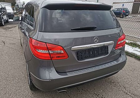 Mercedes-Benz B 200 B 180 CDI (246.200)