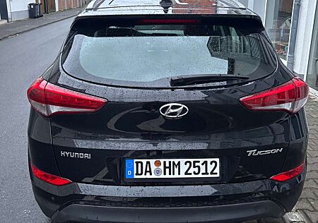 Hyundai Tucson +blue+1.6+GDi+2WD+Intro+Edition