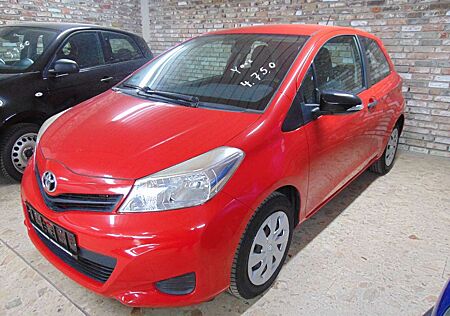 Toyota Yaris 1,0-l-Dual-VVT-i Cool