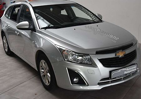 Chevrolet Cruze Station Wagon LT+ Navi Tempomat Kamera