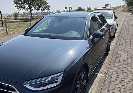 Audi A4 40 TDI quattro advanced