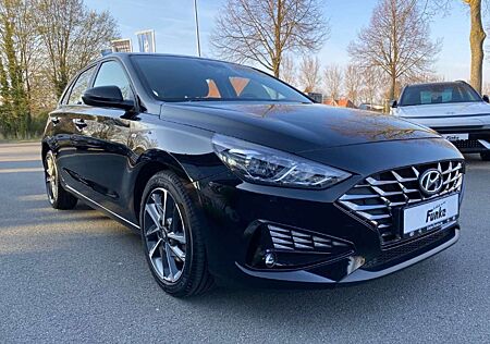 Hyundai i30 Trend Mild-Hybrid AT Apple CarPlay Android Auto Me