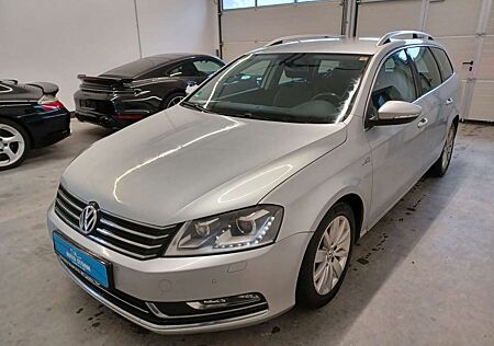 VW Passat Variant Volkswagen 2.0 TDI 4Motion Highline*Xen*Leder*Navi*Kamera