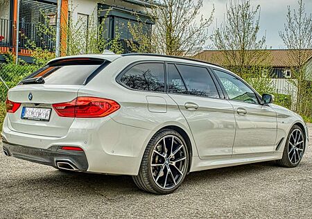 BMW 520d 520 xDrive Touring Aut. Luxury Line