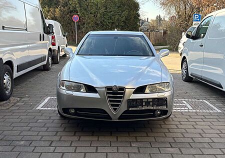 Alfa Romeo 166 2.4 JTD 20V Disti. Sporttronic