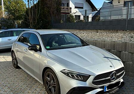 Mercedes-Benz A 200 AMG Line/Keyless/Kamera/AHK/MBUX/TOT/Garantie