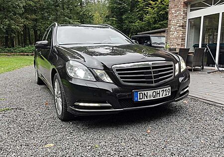 Mercedes-Benz E 350 4Matic Designo LPG/TüV&ServiceNEU/Voll/AHK