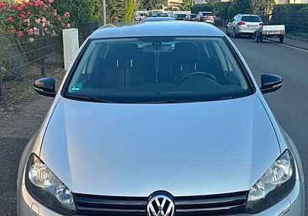 VW Golf Volkswagen 1.6 TDI DPF DSG MATCH