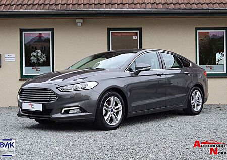 Ford Mondeo 1.5 Lim. Titanium Automatik/Navi/1.H./AHK