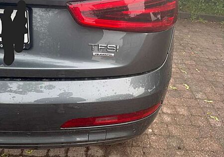 Audi Q3 2.0 TFSI quattro S tronic