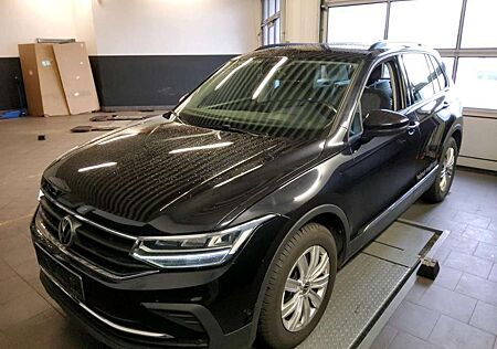 VW Tiguan Volkswagen Life*NAVI*LED*AHK*