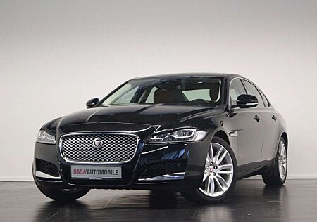 Jaguar XF 35t Portfolio|PANO|LED|MERIDIAN|KEYLESS