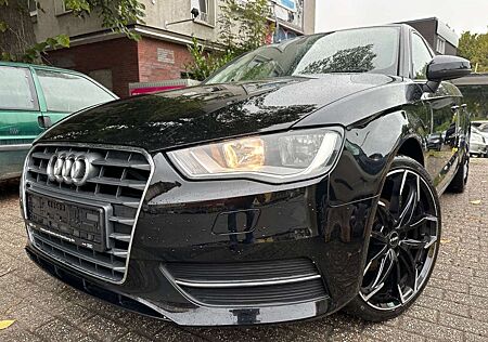Audi A3 2.0 TDI S tronic Attraction Sportback Navi