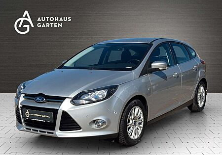 Ford Focus Lim. 1.6 Titanium 1.Hand Navi SHZ PDC