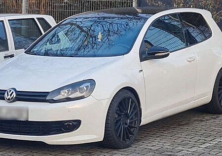 Volkswagen Golf 2.0 TDI R line 110 PS