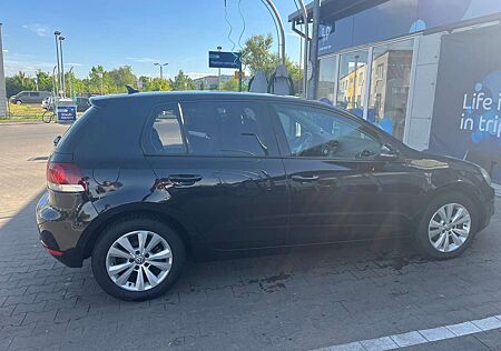 VW Golf Volkswagen 2.0 TDI DPF Highline