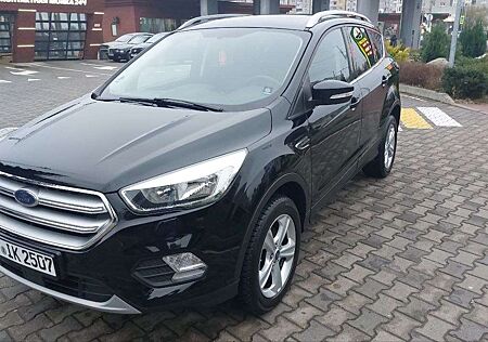 Ford Kuga 1.5 EcoBoost 2x4 Trend