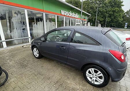 Opel Corsa 1.2 16V Sport