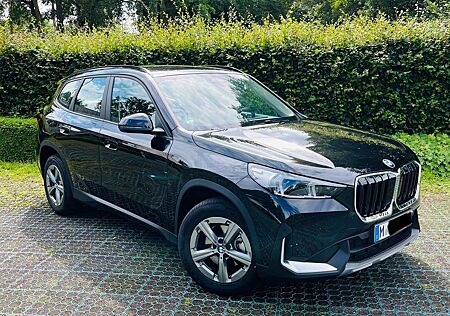 BMW X1 sDrive18i Aut.AHK, LED, Sportsitze, uvm.