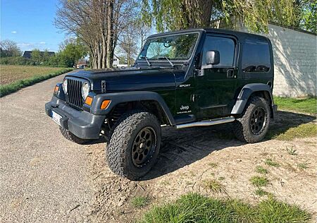 Jeep Wrangler 2.4 Sport