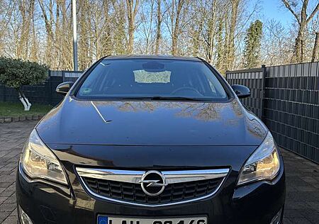 Opel Astra 1.4 Turbo Selection