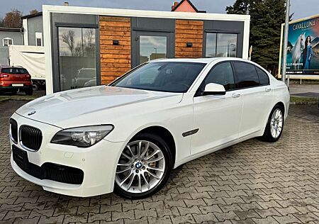 BMW 740 i M-Paket 326PS *NAVI*KAM*TV*BT*NEUWERTIG*