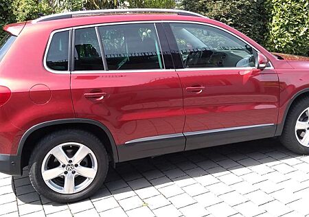 VW Tiguan Volkswagen 1.4 TSI DSG BlueMotion Technology Lounge Sp