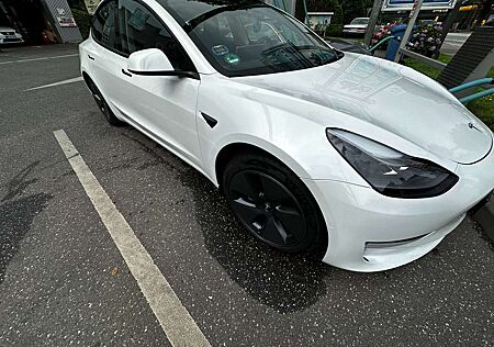 Tesla Model 3 Langstreckenbatt. Allradantrieb Dual Motor