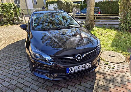 Opel Astra Sports Tourer 1.2 Turbo Elegance