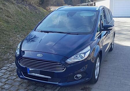Ford S-Max 2.0 EcoBlue Allrad Aut. Titanium