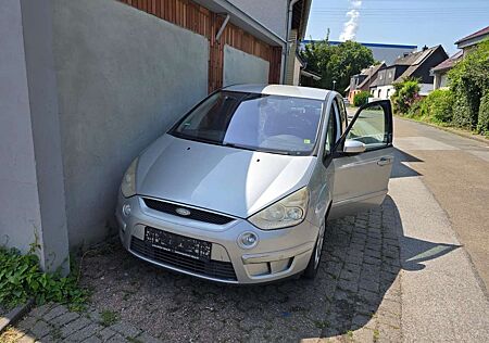 Ford S-Max 2.3 Ambiente
