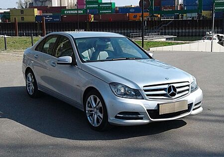 Mercedes-Benz C 180 BlueEFFICIENCY 7G-TRONIC Avantgarde