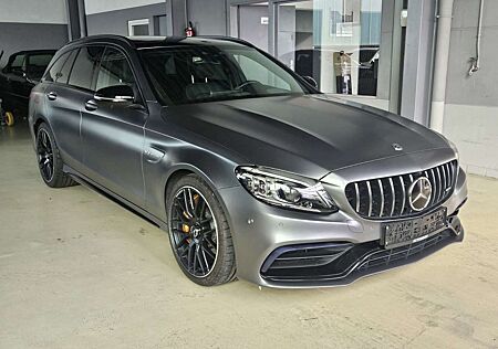 Mercedes-Benz C 63 AMG S +Keramik +Head-Up+360°+Performance