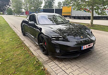 Porsche Taycan GTS