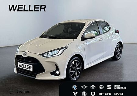 Toyota Yaris 1.5 Team D *LED*ACC*CarPlay*CAM*Spurhalte*