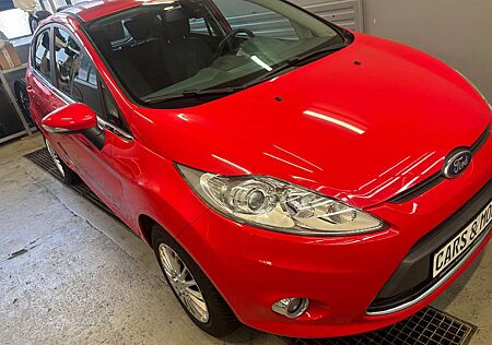 Ford Fiesta 5-Türer 1.25 Titanium