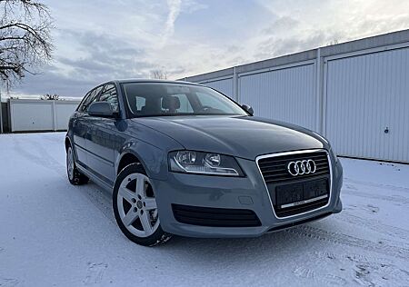 Audi A3 1.4 TFSI Attraction; ALLES NEU