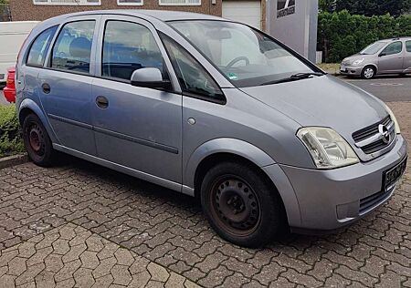 Opel Meriva 1.6 16V Easytronic (Essentia)