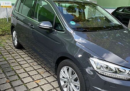 VW Touran Volkswagen 2.0 TDI SCR (BlueMotion Technology) DSG Highline