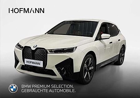 BMW iX Sport