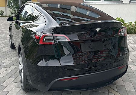 Tesla Model Y RWD
