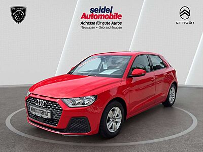 Audi A1 30 TFSI S tronic Sportback Automatik wenig KM