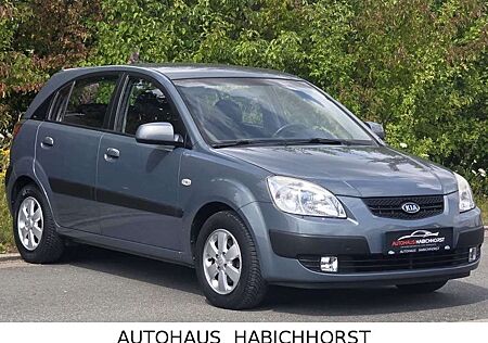 Kia Rio 1.4 Attract / wenig km/ 1.Hand
