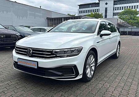 VW Passat Volkswagen Variant GTE AHK 360° 17Z VC DAB+