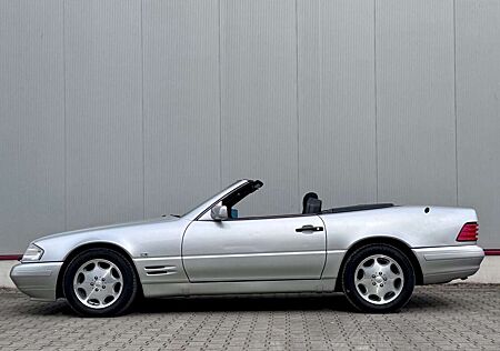 Mercedes-Benz SL 320 aus 1.Hand ,Facelift mit Stoffsitze!