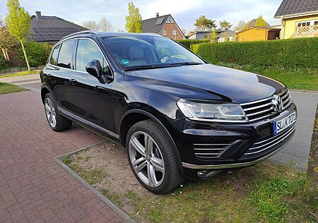 VW Touareg Volkswagen 3.0 V6 TDI Terrain Tech, AHK, ACC, Pano