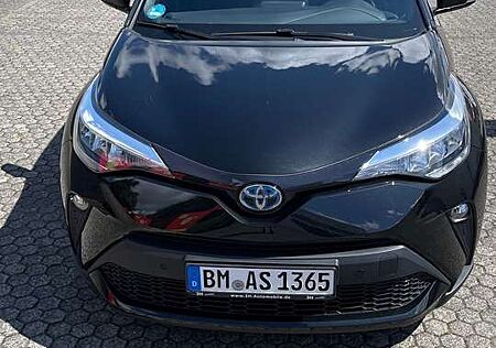 Toyota C-HR 2.0 Hybrid Team Deutschland