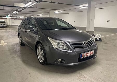 Toyota Avensis Kombi Edition