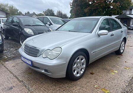 Mercedes-Benz C 180 CLASSIC AUTOMATIK NUR 68 TKM !!! TÜV NEU