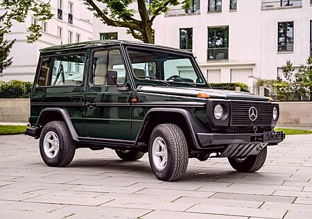 Mercedes-Benz 230 GE Steyr Puch